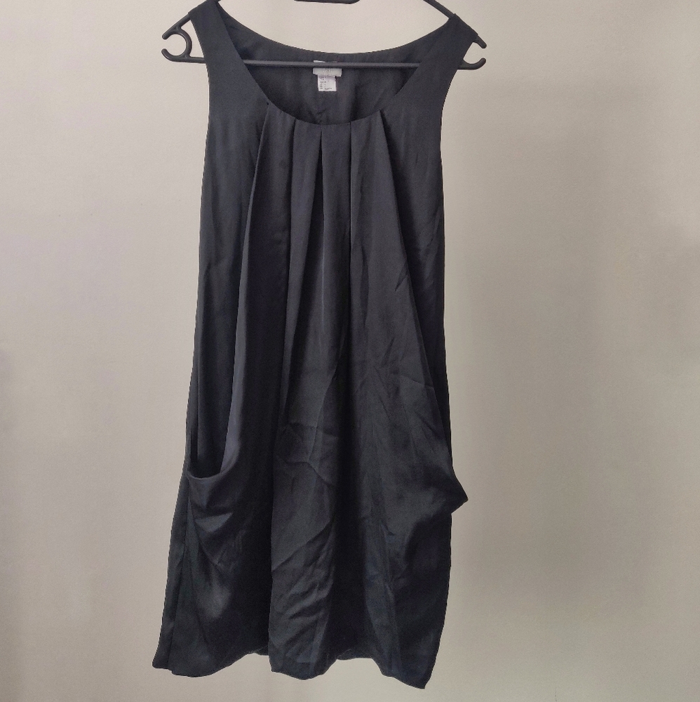 🎄 Sleeveless little balloon black dress 🎄